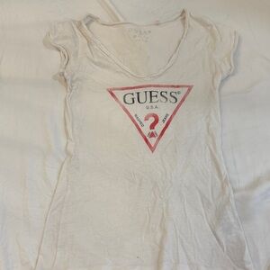 GUESS White Logo Short Sleeve Tee